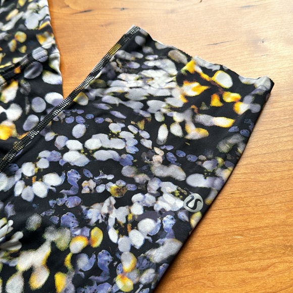 Lululemon Fast and Free Tight II Cropped Leggings - Size: 6 - Picture 7 of 9